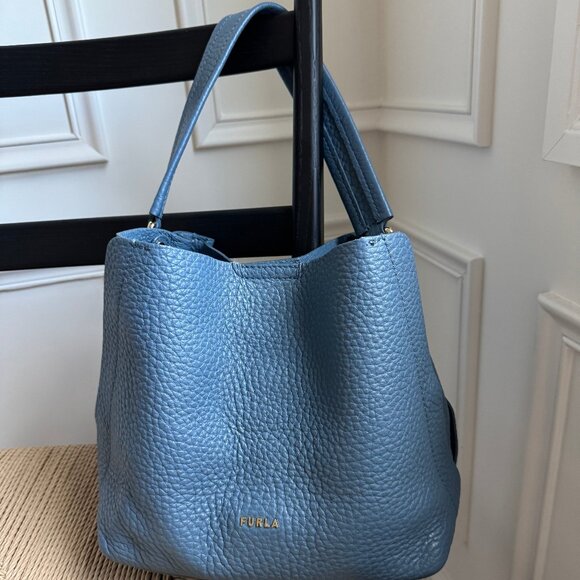 Authentic Furla Womens Shoulder Bag - Pebble Blue *Excellent Condition* - Picture 1 of 9